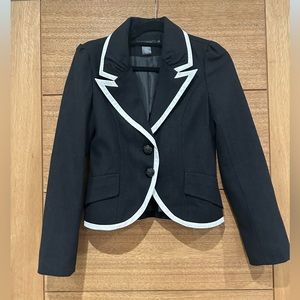 Arden B. / Black and white jacket.